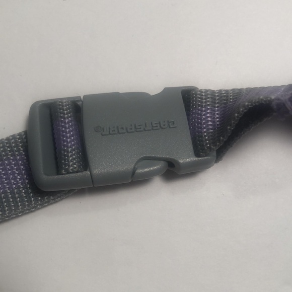 Woman’s eastsport purple Y2k Fanny pack waist bag - Picture 4 of 13